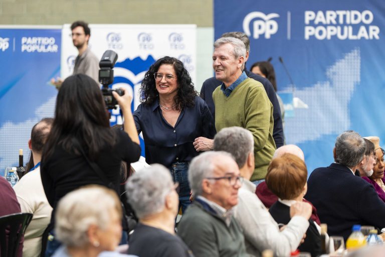 Alfonso Rueda reivindica a alcaldesa de Teo, Lucía Calvo, como exemplo das mulleres do PP no 8M