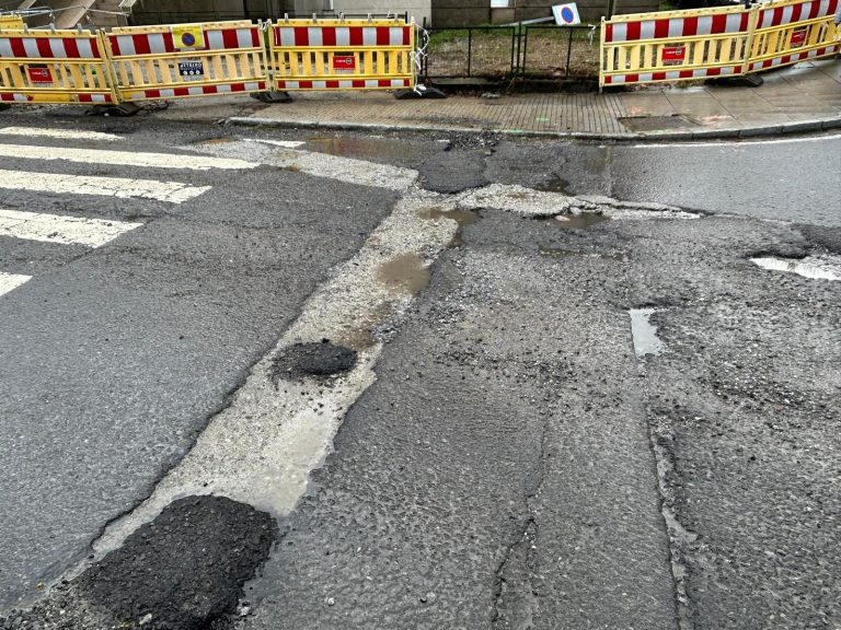 O Concello de Santiago sanciona con máis de 99.000 euros a empresa encargada das obras da rúa García Lorca