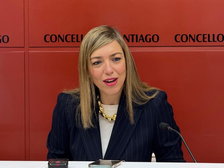 O PP de Santiago acusa ao Goberno municipal de ocultar información sobre os fondos destinados a Ryanair