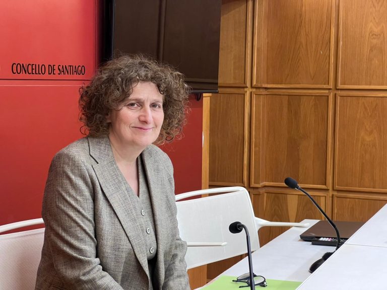 Sanmartín defende o papel do Concello na captación de rutas e pide máis implicación da Xunta no aeroporto compostelán