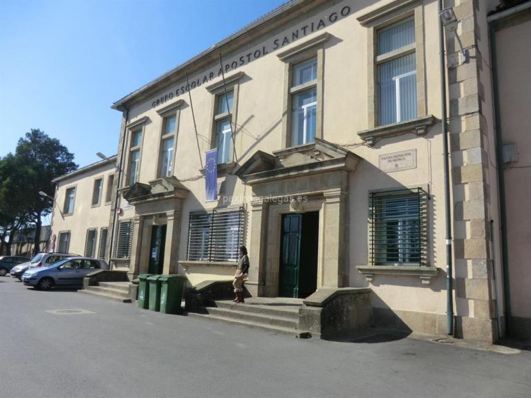 A ANPA do CEIP Santiago Apóstol denuncia o “bloqueo” ao cambio de nome do centro: “Ignoraron dous anos de diálogo”