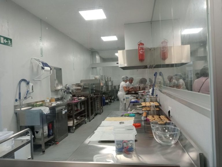Brión convoca novos cursos para formar produtores nas cociñas colaborativas de Montebalado