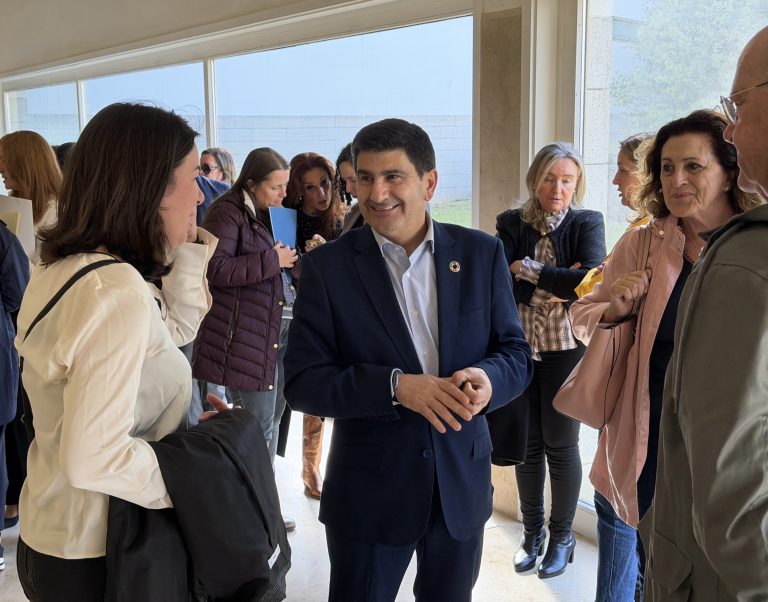 Pedro Blanco felicita á Asociación de Xornalistas de Santiago polos seus 80 anos de vida