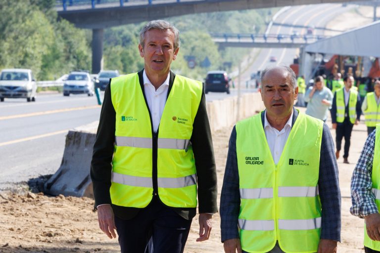 Rueda avanza que a conversión en autovía do corredor Brión-Noia entrará en servizo en 2027