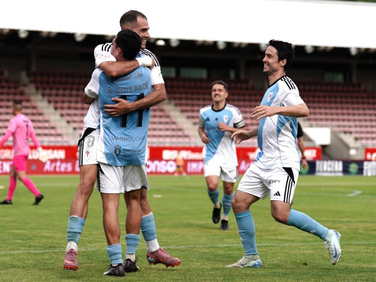 O Compos golea ao Vilalbés e avanza á final galega polo ascenso