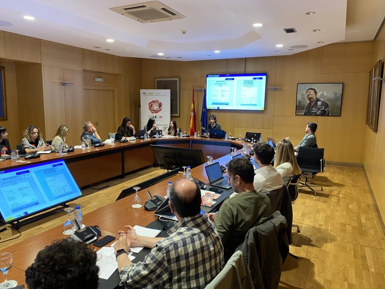 Sanidade e a USC impulsan unha microcredencial sobre intelixencia artificial aplicada á saúde