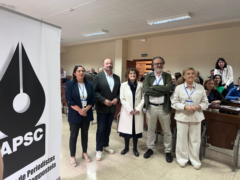 Sanmartín e Merelles reivindican en Santiago un xornalismo libre, rigoroso e clave para a democracia na apertura da LXXXV Asemblea da FAPE