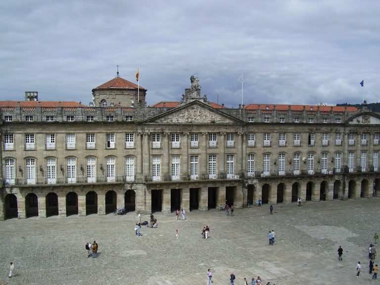 Confirmada a sanción de 20.000 euros a Urbaser por incumprimentos do contrato de recollida de lixo
