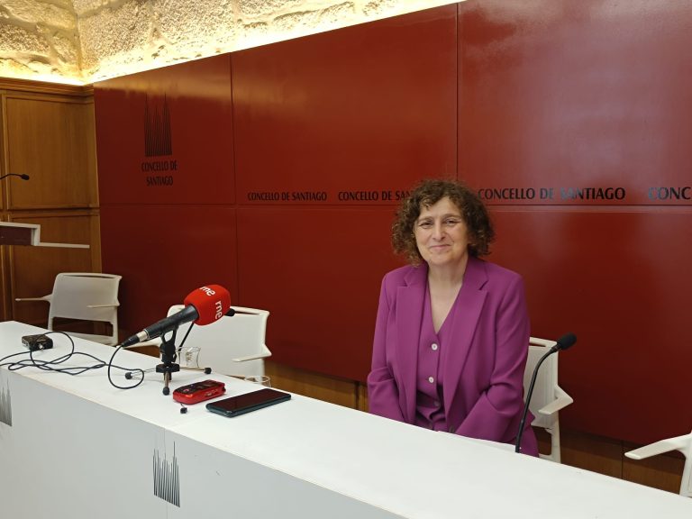 Sanmartín critica que a Xunta converta a reunión sobre o aparcadoiro do CHUS nun “acto público”