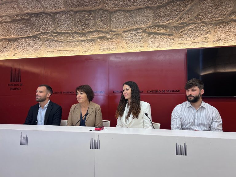 Santiago probará un sistema dixital para axilizar as bolsas de comedor escolar