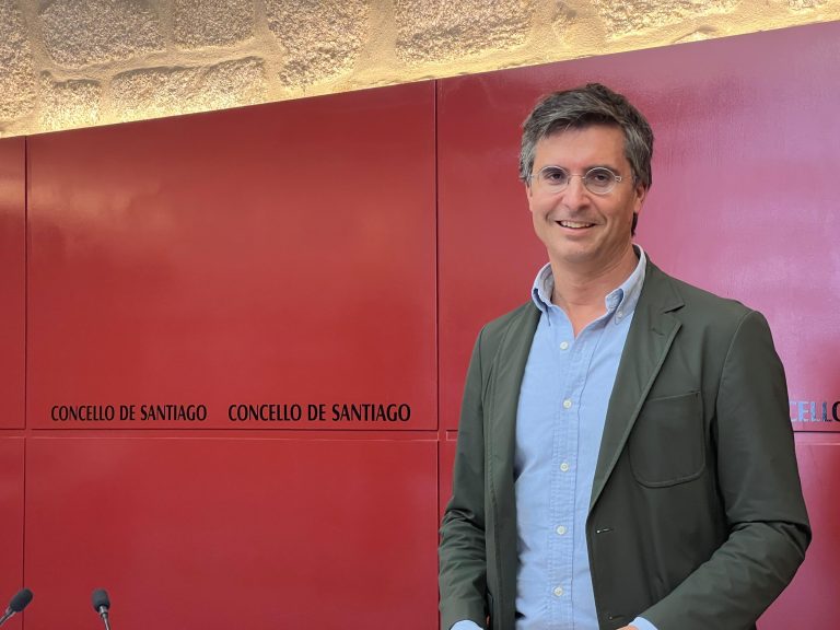 Borja Verea propón crear unha ‘Casa das Familias’ municipal para ofrecer apoio emocional e orientación en Santiago