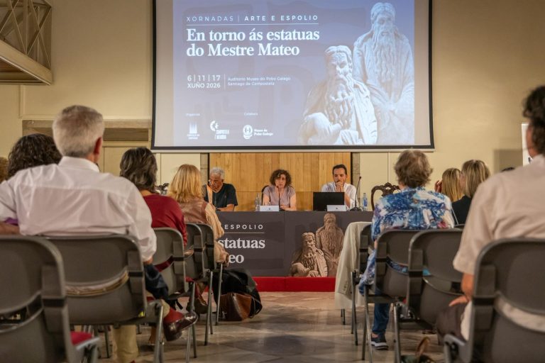 O equipo xurídico municipal relata como Santiago recuperou as estatuas de Ezequiel e Xeremías do Mestre Mateo