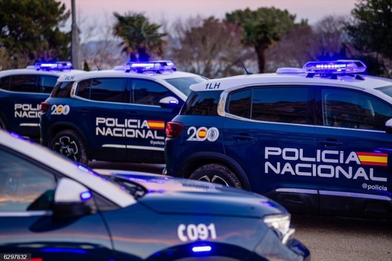 Deteñen unha parella por roubos e estafas en Compostela