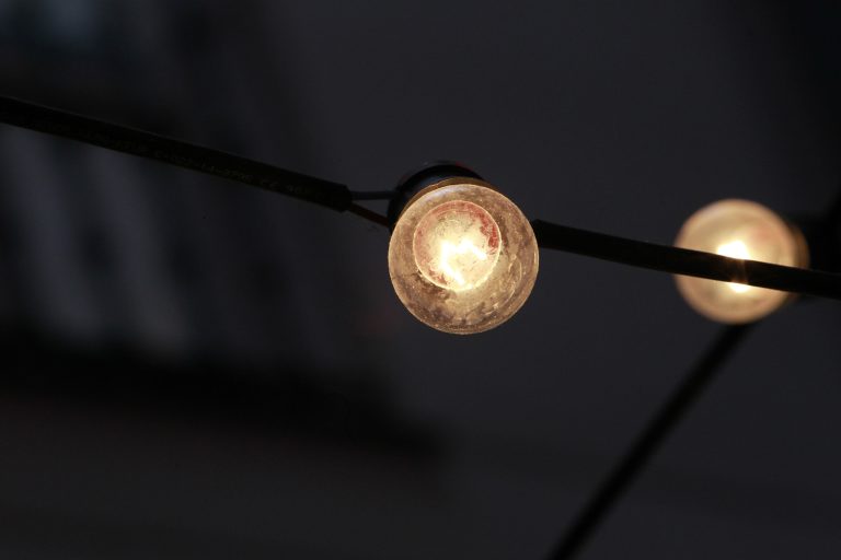 800 usuarios afectados por cortes de luz en Santiago e Ames