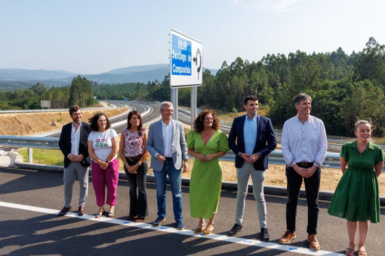 Abre ao tráfico o primeiro treito da prolongación da AG-59 entre Santiago e A Estrada