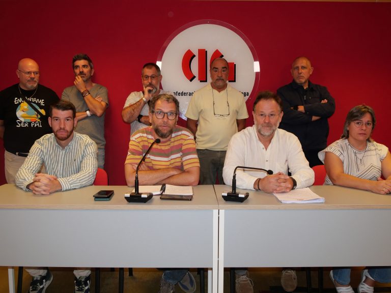 A CIG anuncia mobilizacións contra Monbus e reclama a readmisión dun traballador despedido tras a folga en Santiago