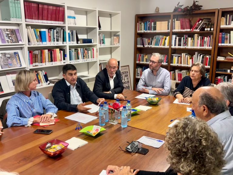 Pedro Blanco e o Ateneo de Santiago reclaman recuperar o liderado cultural e institucional de Compostela